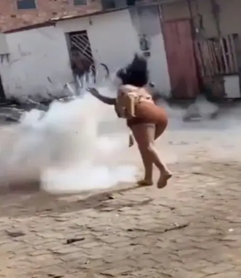 La mujer accidentada tiene 21 años. Captura de pantalla.