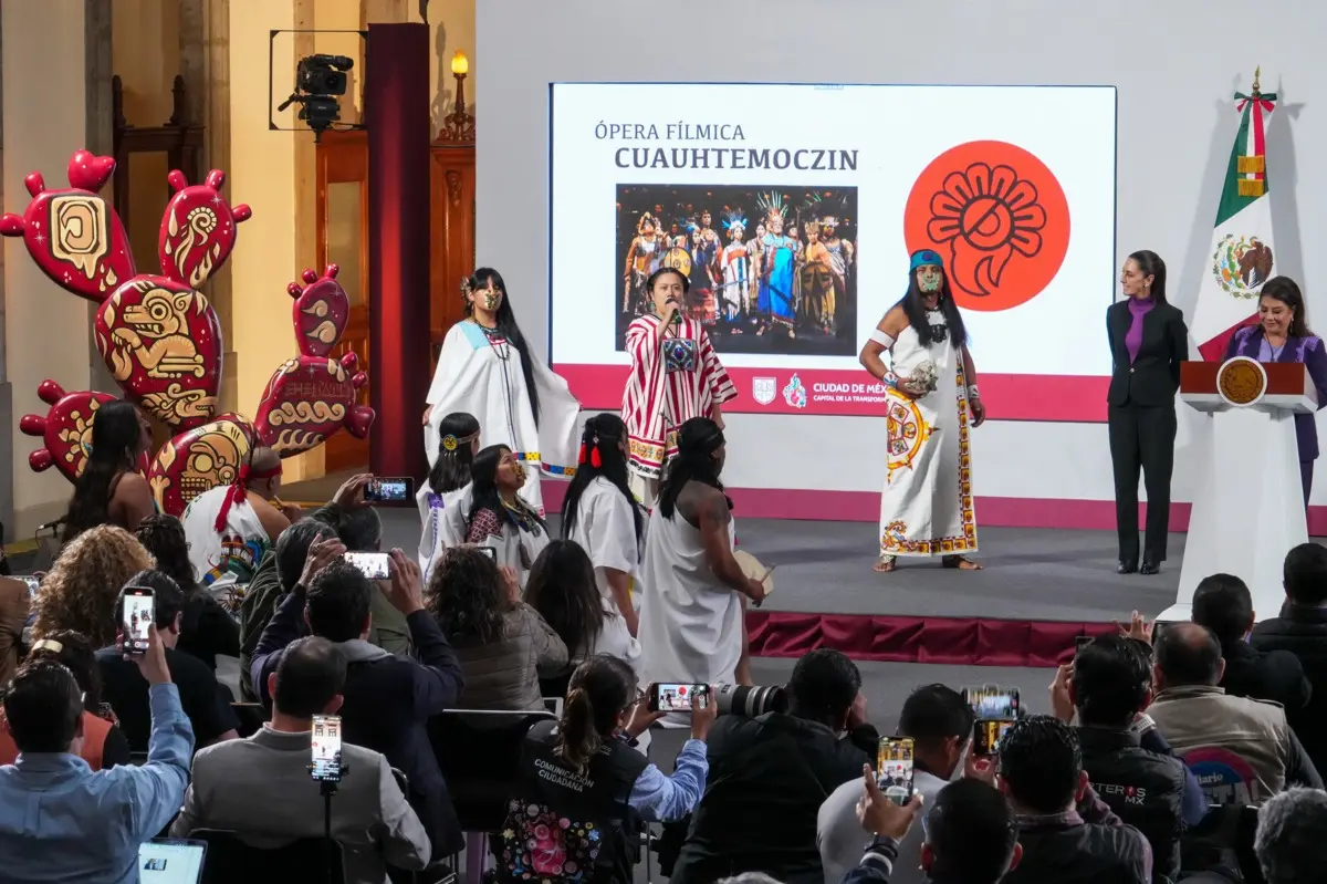 Los festejos por los 700 años de la fundación de Tenochtitlán. Presidencia.