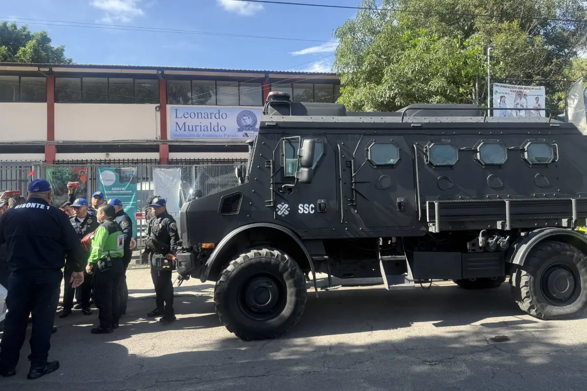  Hombre armado irrumpe en iglesia y toma dos rehenes en la GAM 
