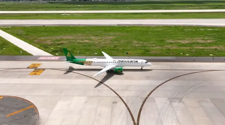 Llegada de la primera aeronave de Mexicana de Aviación, al AIFA. México, 1° de julio. Especial