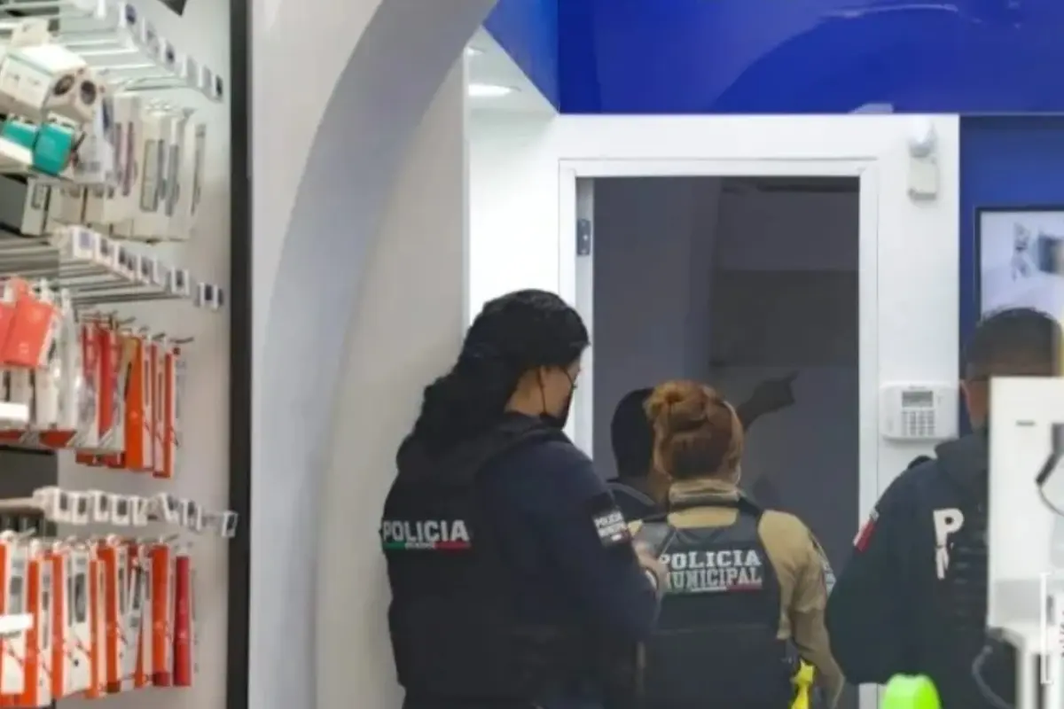 Asaltan Macroplay en Plaza Dorada Especial