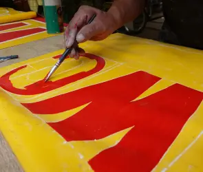 "A Puro Pincel": CDMX celebra el arte del rótulo con más de 30 artistas urbanos