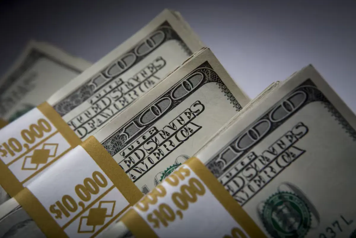  Dólar cae frente al peso este 3 de julio: así se cotiza hoy

 