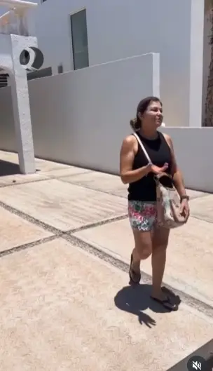 Mujer exige cinco mil pesos para devolver reloj a turista Especial