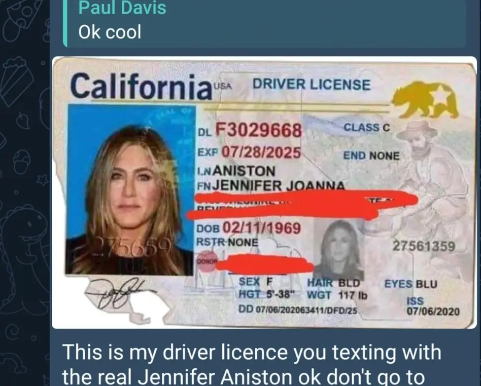 Falsa licencia de Jennifer Aniston Especial