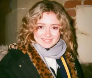 Joven fallece de cáncer; su madre antivacunas la convenció de evitar la quimioterapia