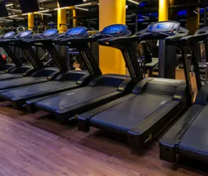 Otra muerte en Smart Fit: hombre colapsa en zona de estiramientos en Atizapán