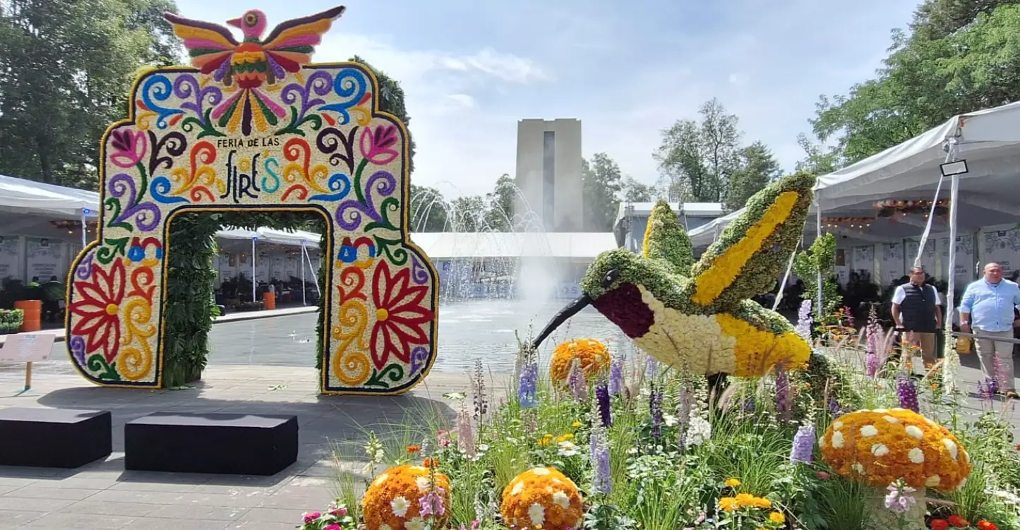  La feria de este año se celebra bajo el lema “Flores de México: colores que cuentan historias”. 