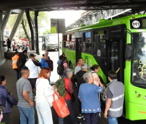 De la comida al transporte: los gastos que más absorben el salario de los mexicanos