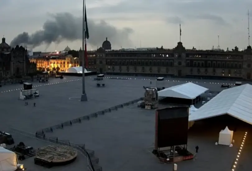 El incendio que se registró cerca de Palacio Nacional. El incendio que se registró cerca de Palacio Nacional.