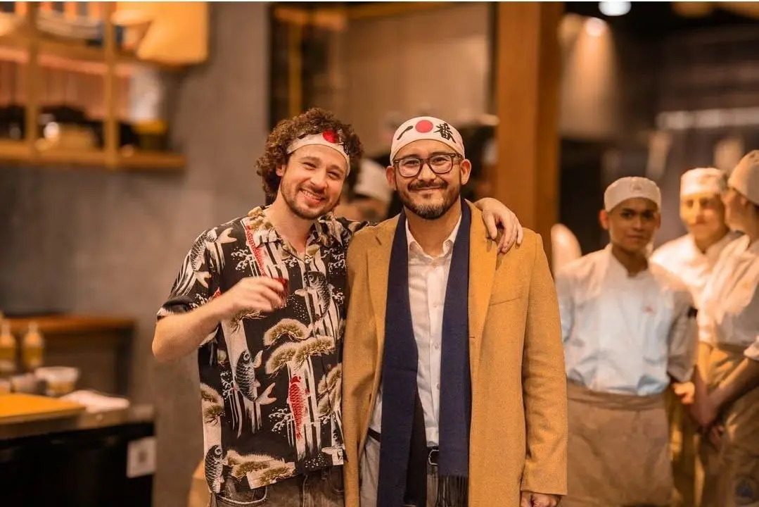 Luisito Comunica tiene tres restaurantes. IG: Deigo ramen.