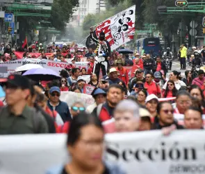 Docentes de la CNTE reactivan protestas en CDMX; no descartan regresar al Zócalo