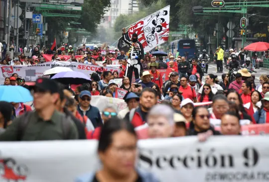 Docentes de la CNTE reactivan protestas en CDMX; no descartan regresar al Zócalo Docentes de la CNTE reactivan protestas en CDMX; no descartan regresar al Zócalo