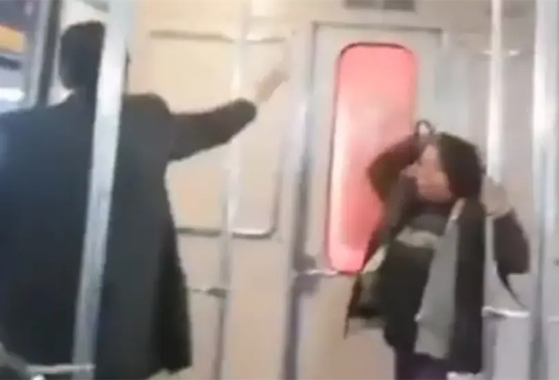 El episodio ocurri&oacute; en un vag&oacute;n del Sistema de Transporte Colectivo Metro,.