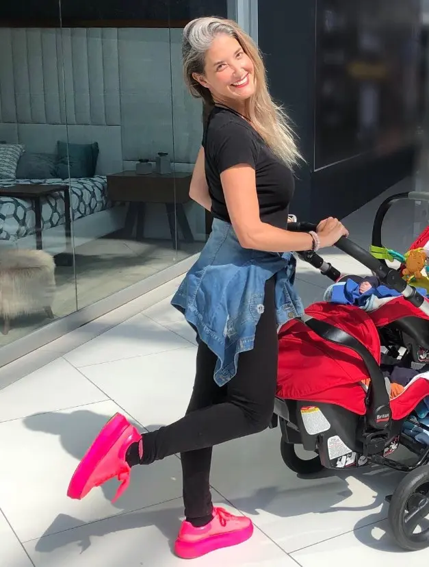 También tuvo apariciones en telenovelas como 'Pasión y poder', 'Muchacha italiana viene a casarse' y 'Un día para vivir'.