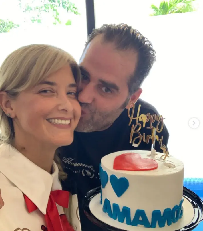 Su gran oportunidad en la televisión llegó cuando fue elegida como conductora del programa 'Se Vale'.