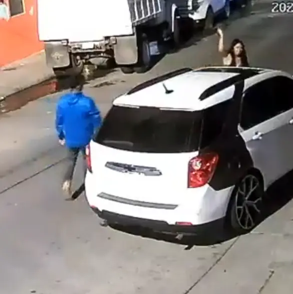 Feminicidio Karla: Tras discusión, hombre asesina a expareja con un fusil frente a su casa en Guadalajara