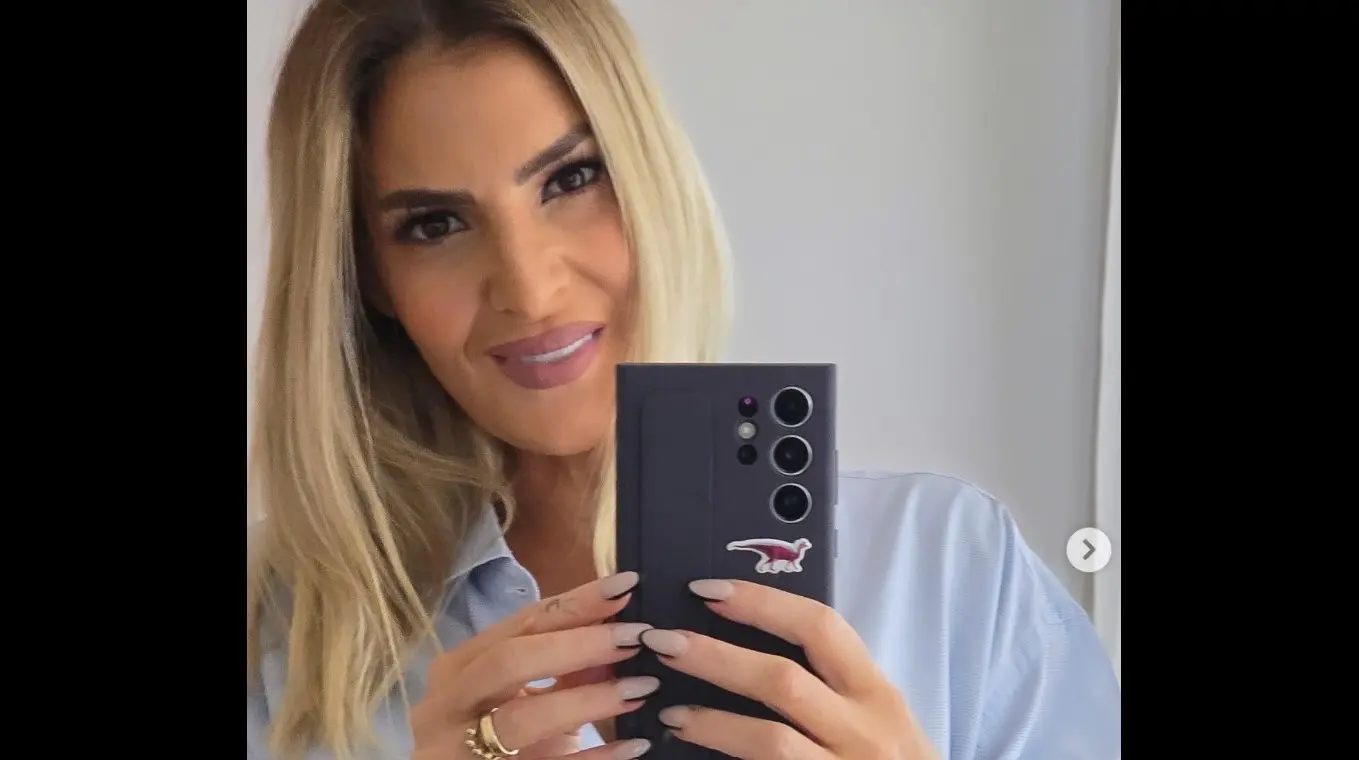 Ahora tiene 43 años y mantiene un noviazgo con Sergio O´Farrill. Ha trabajado como conductora y es una de las integrantes de 'JNS'.