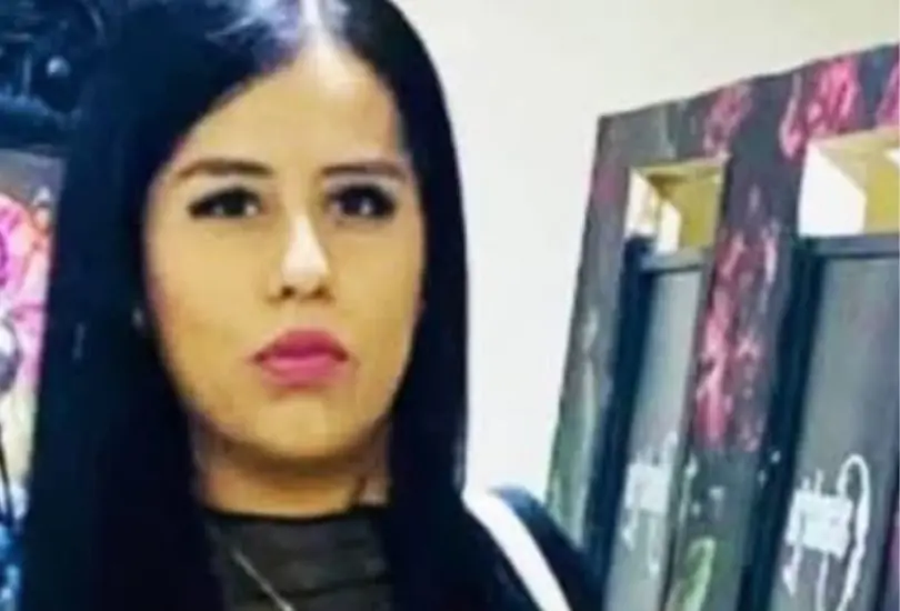 La joven era madre de una adolescente. La joven era madre de una adolescente.