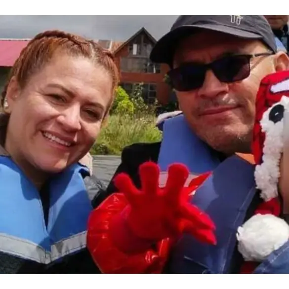 Filtran último audio de familia hallada sin vida en hotel: "El cuarto está terrible"