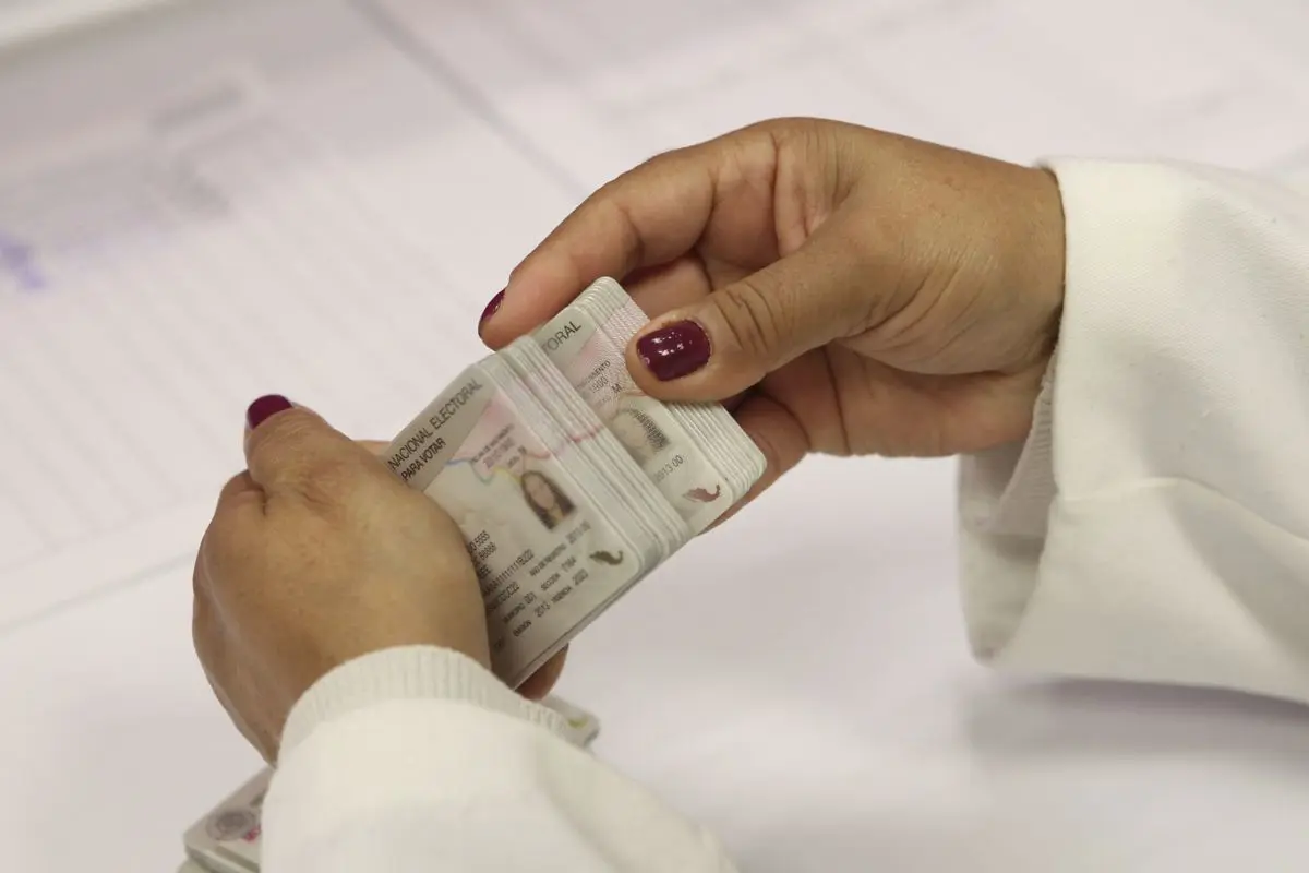El lanzamiento de una versión beta digital de la credencial para votar, que será complementaria de la física. Cuartoscuro.