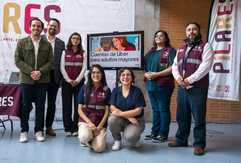 Uber y Pilares acercan a adultos mayores a la movilidad digital Uber y Pilares acercan a adultos mayores a la movilidad digital