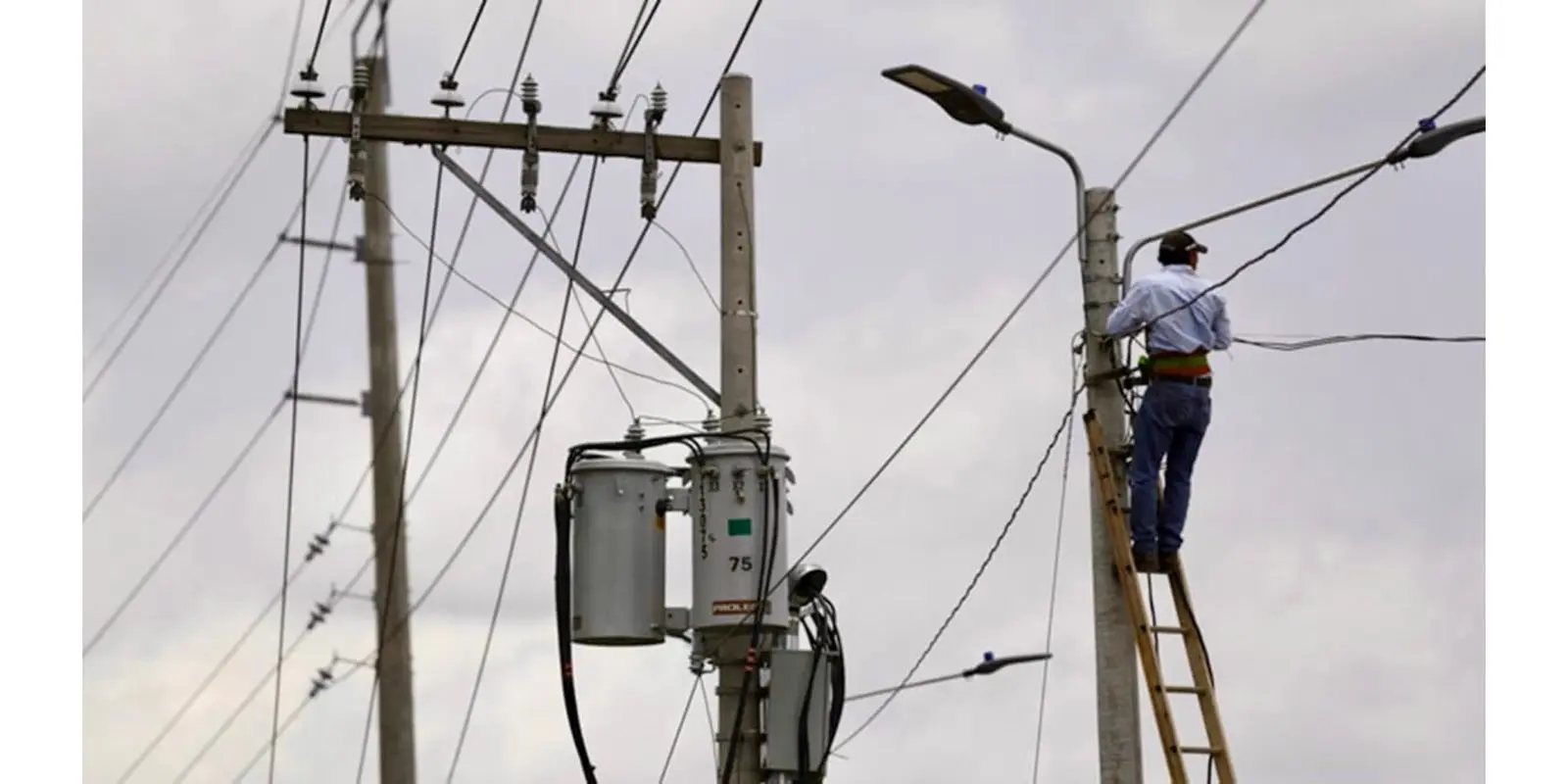 Pago por daño a instalaciones, equipos o aparatos eléctricos por parte de la CFE Especial