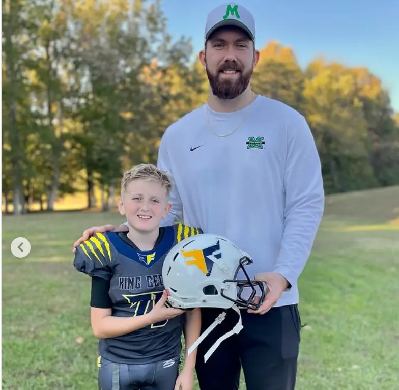 Fue a mediados de 2023 cuando se empezó a hablar de su romance. Algunos medios de espectáculos apuntan a que Ángela dejó al jugador por Nodal.