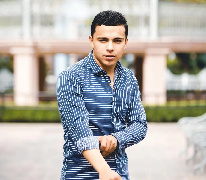 Los rumores de un romance se dieron por la química que tenían, pues incluso llegaron a cantar juntos el tema 'Dime Cómo Quieres' y Ángela lo presentó como su 'galán'.<br>