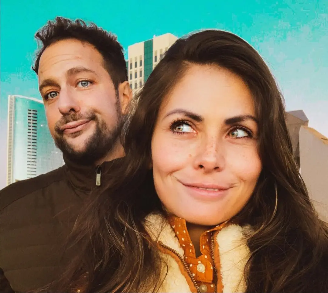 Actualmente, Amanda vive en Cancún, Quintana Roo, y aunque dejó la televisión, continúa activa en redes sociales.