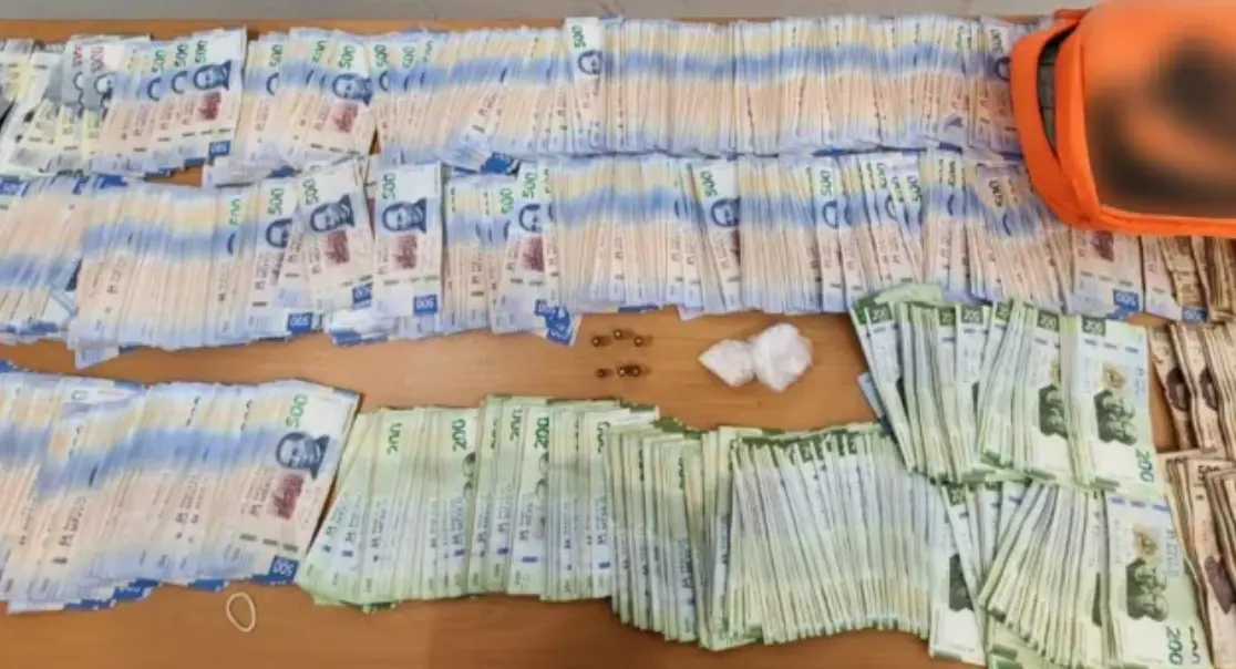 El millón de pesos decomisado. Especial