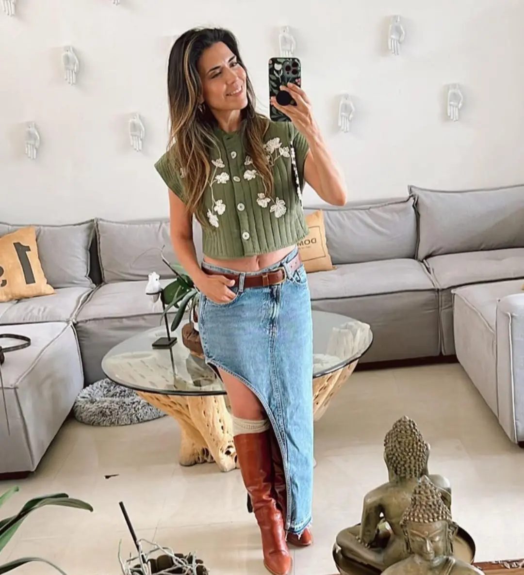 En sus redes sociales ha compartido imágenes de los viajes que ha hecho por Perú, Las Vegas, Berlín, Viena y otros destinos.