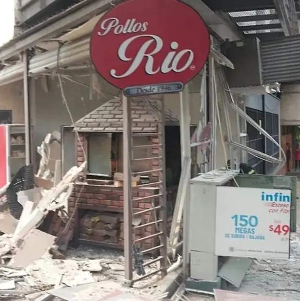 Así fue la explosión en la rosticería Pollos Río que dejó 2 heridos en la Condesa 