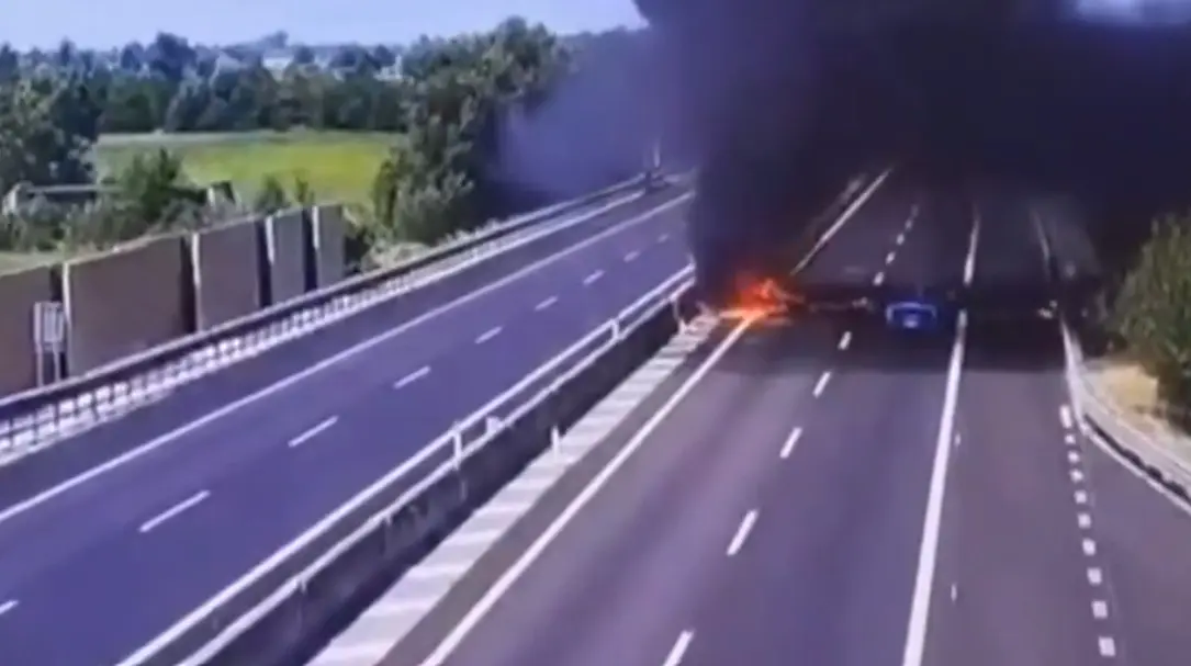 Dos personas murieron en el accidente de avión. Especial.