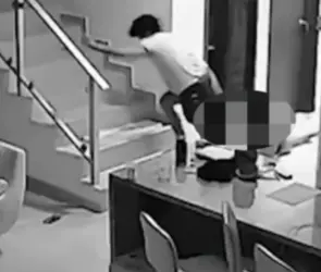 Ignora orden de restricción y entra a la casa de su expareja para agredirla brutalmente 