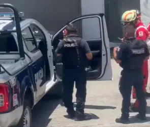 Hallan feto en cubeta sobre vía pública en Cuernavaca