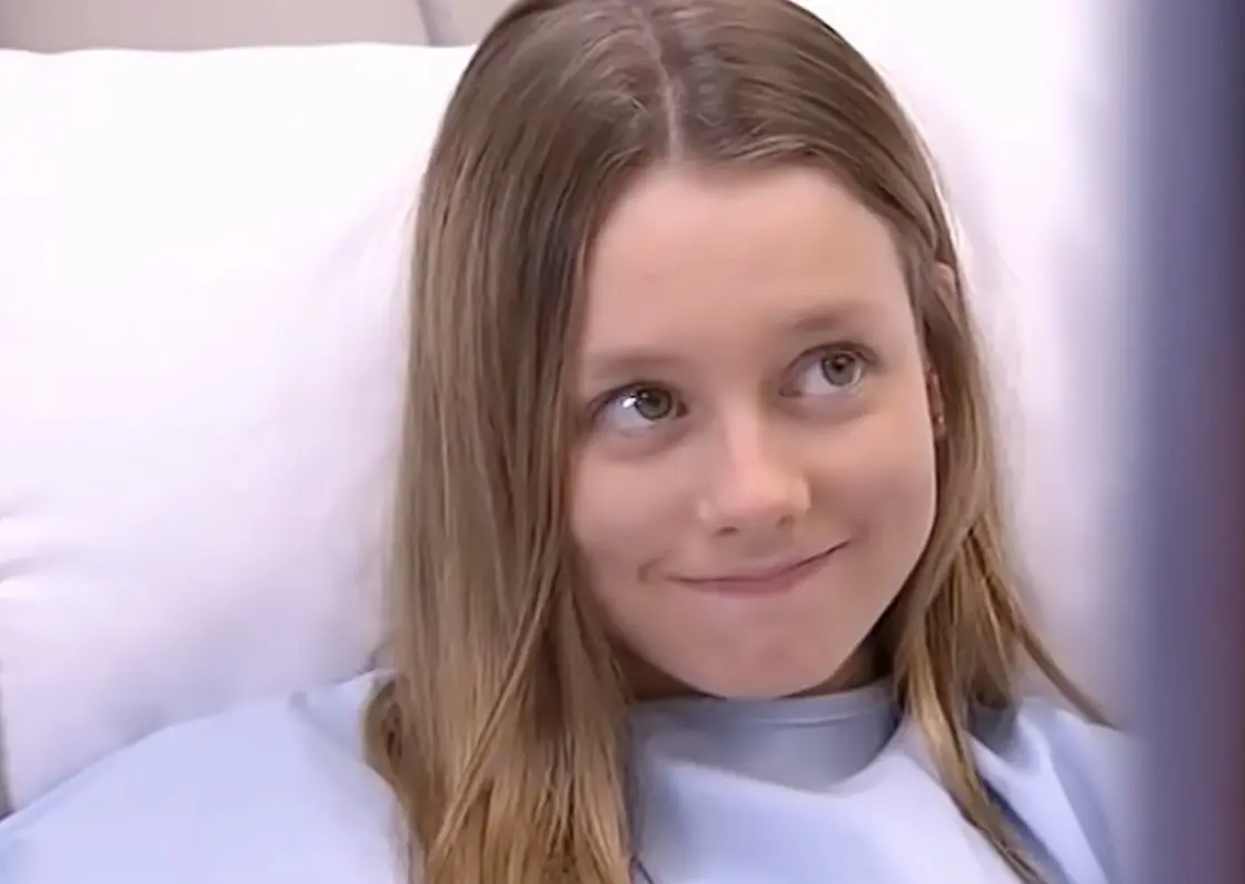 Un año después se uniría al reparto principal de la primera temporada de 'Estoy Vivo'.