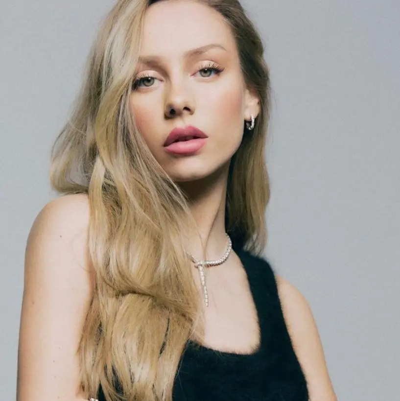 Aunque algunos medios han señalado que se ha sometido a varias cirugías plásticas, la actriz ha desmentido que haya pasado por el quirófano.