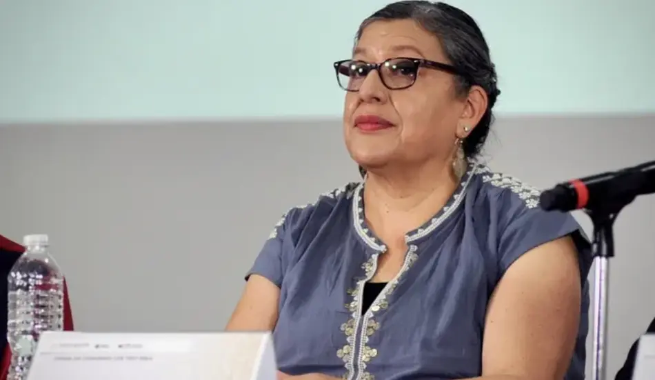 Teresa Guadalupe Reyes Sahagún, titular de la CNB, en una conferencia de prensa. Gobierno de México.