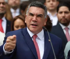 Captan a "Alito" en restaurante de lujo en Washington tras librar desafuero