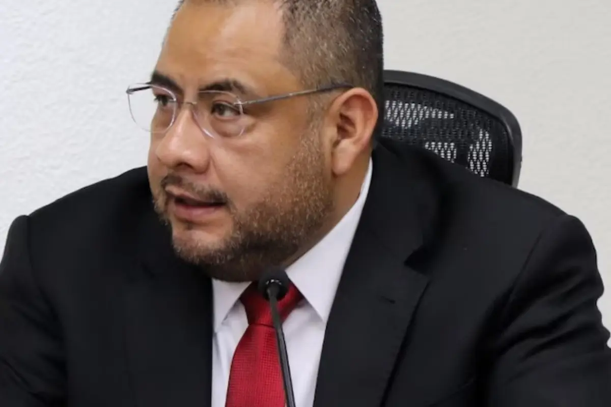 Omar Reyes Colmenares nuevo titular de la UIF Especial