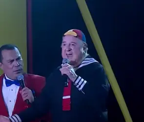 Carlos Villagrán llama vieja roñosa a Florinda Meza en show en vivo y pide que la abucheen