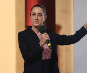 Sheinbaum presenta plan para que Hacienda deje de rescatar a Pemex en 2027