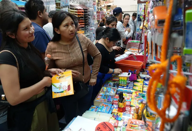 Aunque la emoción del regreso a clases puede generar compras impulsivas, es fundamental planear y entender qué gastos realmente te ofrecen beneficios fiscales. Aunque la emoción del regreso a clases puede generar compras impulsivas, es fundamental planear y entender qué gastos realmente te ofrecen beneficios fiscales.