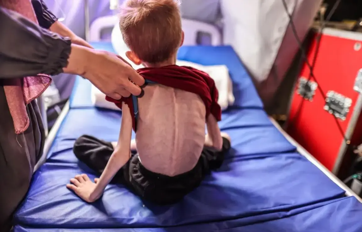 El conflicto en Gaza, que se intensificó a partir de los ataques del 7 de octubre de 2023, ha dejado al menos 60 mil 933 muertos, de los cuales una gran proporción son mujeres y niños. Human Rights Watch.