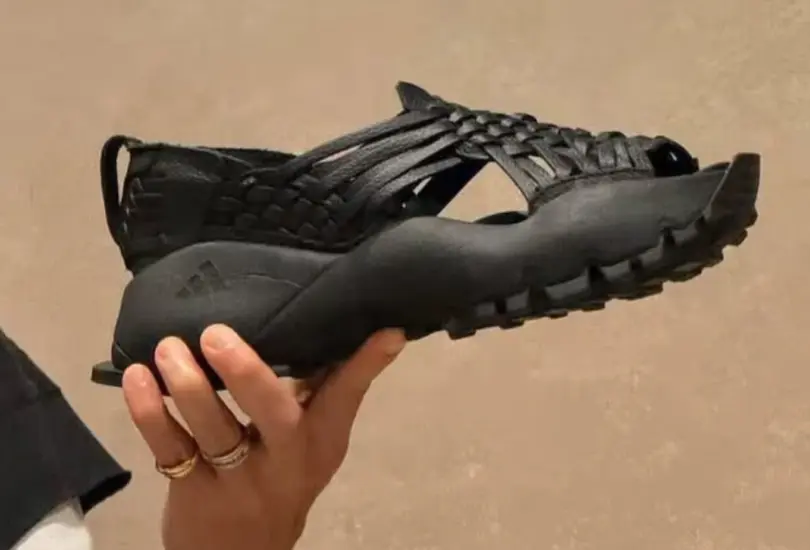 El modelo en cuestión, llamado "Oaxaca Slip-On", fue presentado recientemente durante un evento en el Museo de Arte de Puerto Rico.