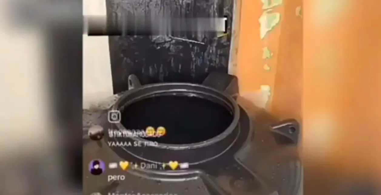 El tinaco donde el joven se sumergió. Especial.