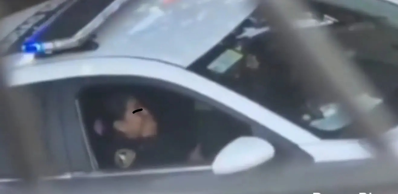 El video de los policías se hizo viral. Especial.