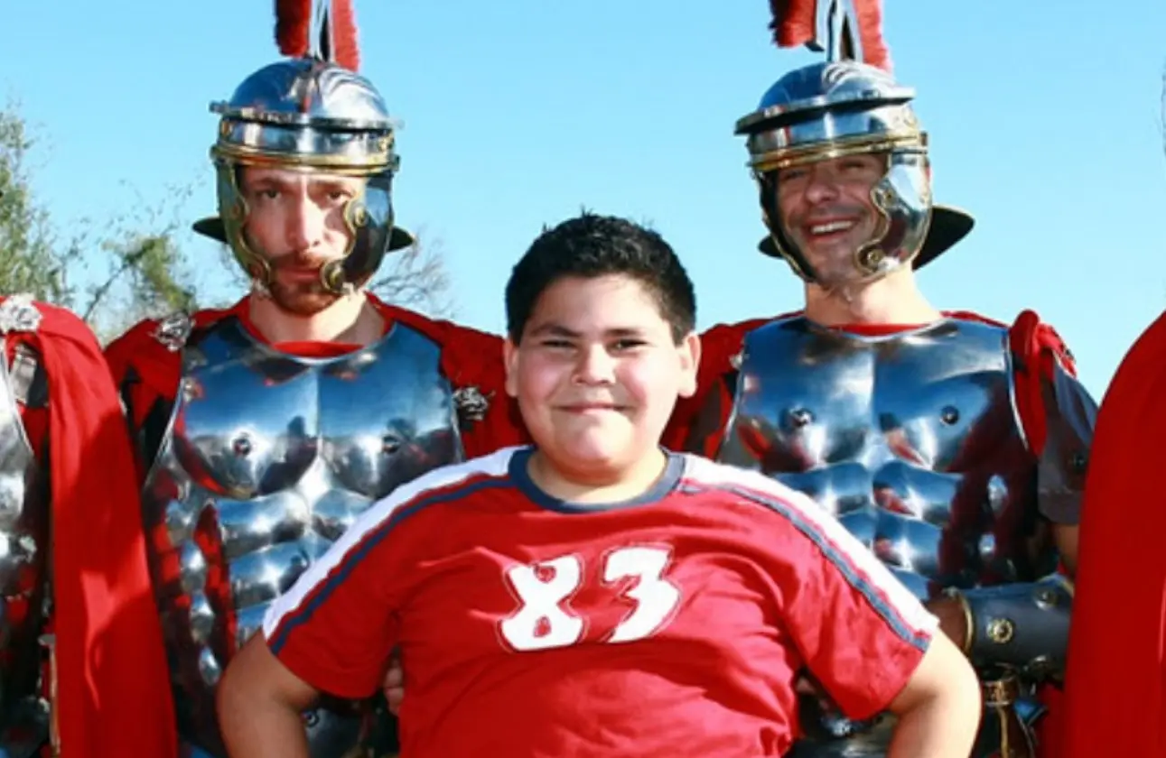 En el video, Édgar se encontraba jugando a los piratas en un bosque con otro niño, mientras uno de sus primos lo grababa.
