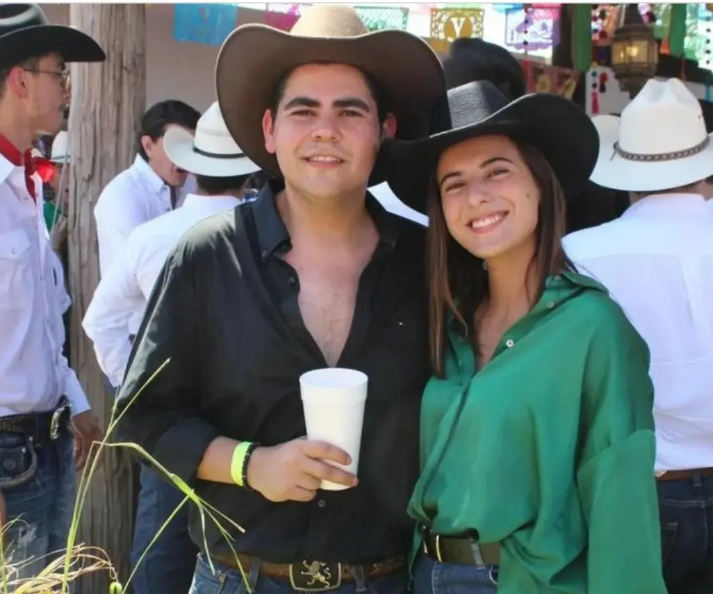 Édgar llegó a pesar 120 kilos tras sufrir un accidente que le impedía hacer ejercicio y, en 2022, decidió hacerse la manga gástrica que lo ayudó a perder 40 kilos.